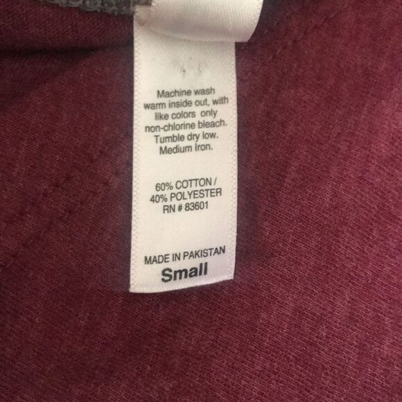 Minnesota Gophers U of M  T back Racerback Tank Size small - Picture 6 of 6